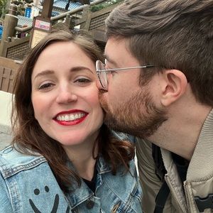 Meet your Posher, Leslie